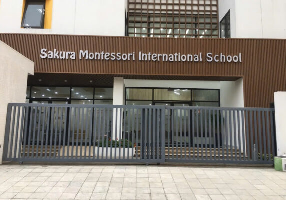 Dịch vụ lắp cổng tự động an toàn cho trẻ em - Vinalock