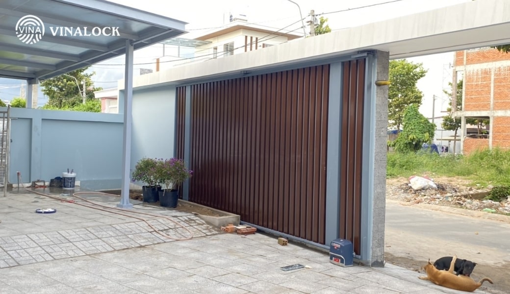 Cổng trượt ngang tự động