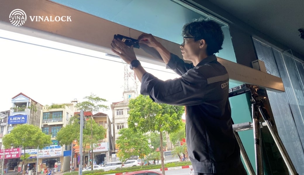 dịch vụ sửa chữa cửa tự động