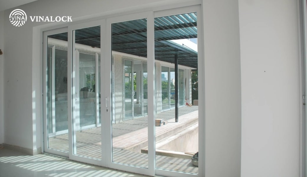 cửa kính tự động 4 cánh