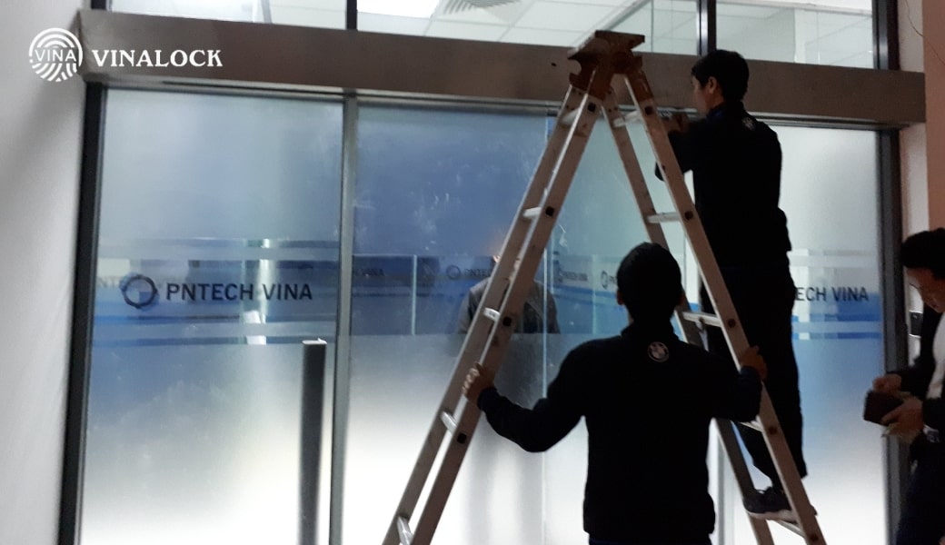 Cửa Kính Tự Động Cao Cấp Cho Văn Phòng