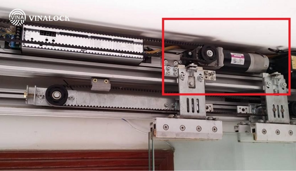 Thay Motor Cửa Tự Động Giá Bao Nhiêu