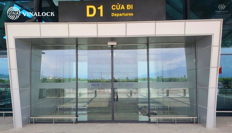 Cửa kính trượt tự động sân bay yêu cầu an toàn cháy nổ và thoát hiểm