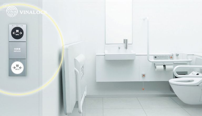 Đảm bảo an toàn khi triển khai nhà vệ sinh tự động