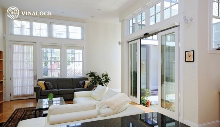 Tiêu chí nên ưu tiên khi chọn cửa tự động cho biệt thự