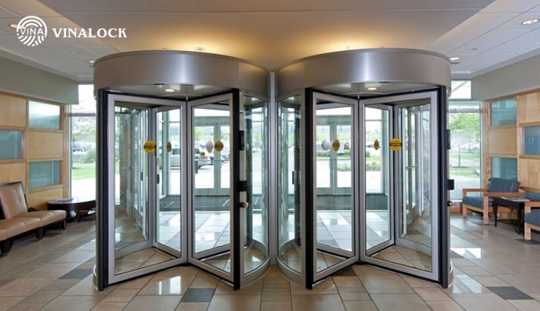 Cửa tự động tích hợp kiểm soát ra vào ngày càng phổ biến